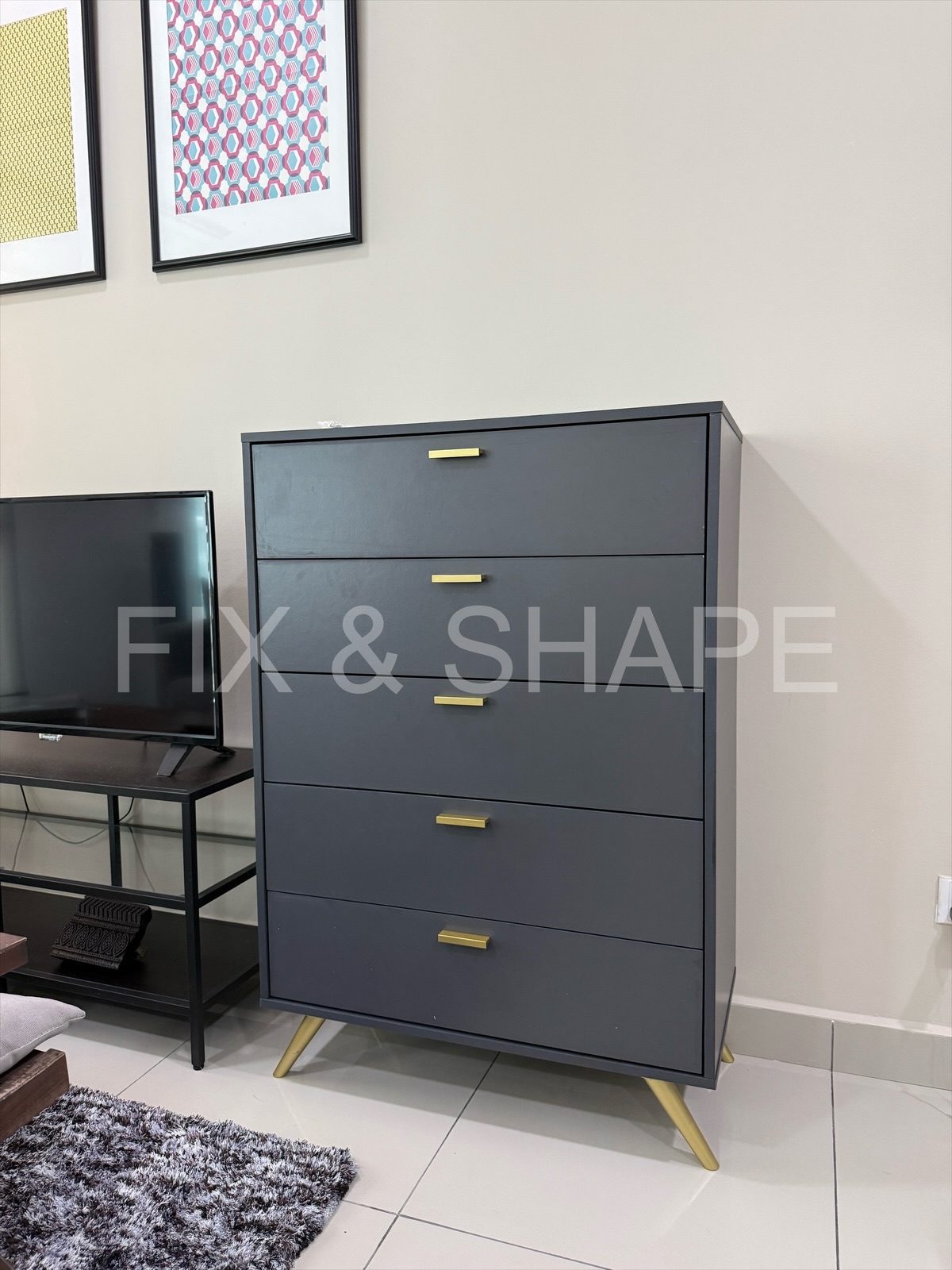 Finished TV feature wall mounted by FIX & SHAPE